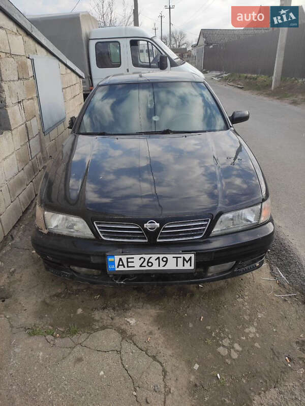 2000 nissan maxima