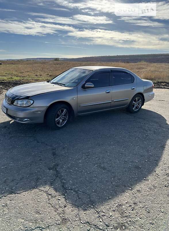 2000 nissan maxima