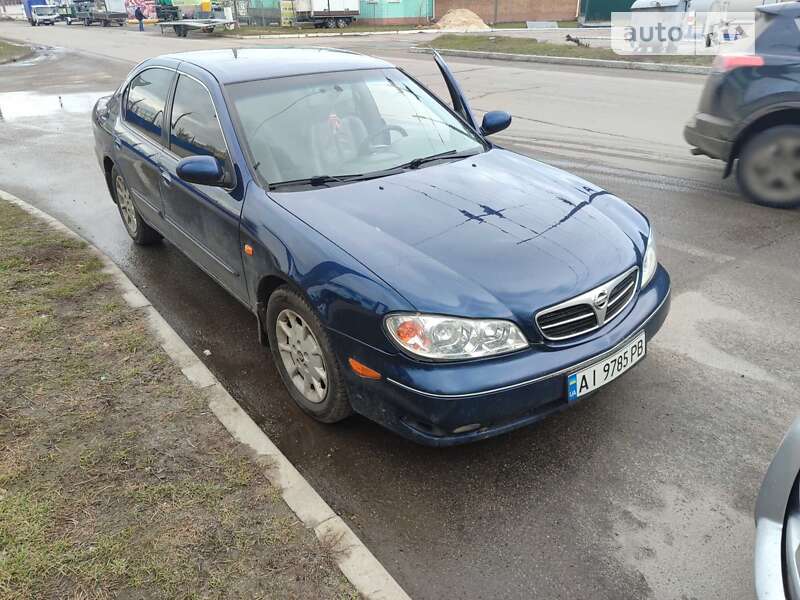 2000 nissan maxima