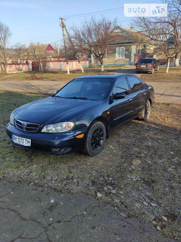2000 nissan maxima