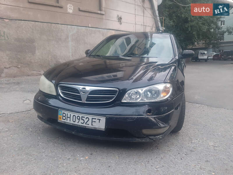 2000 nissan maxima