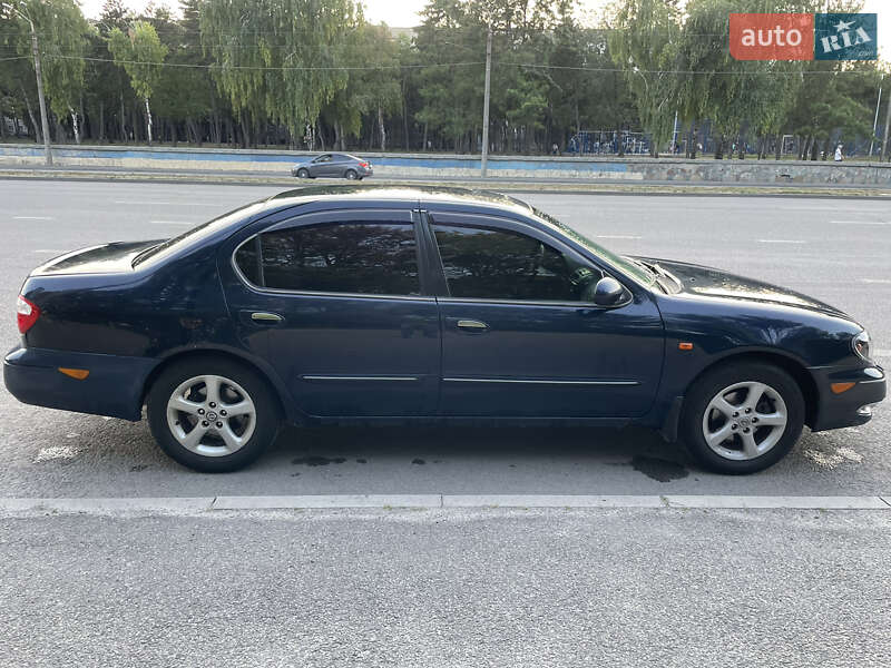 2001 nissan maxima
