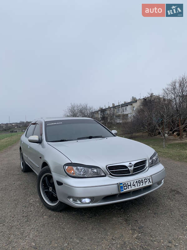 2002 nissan maxima