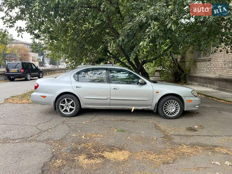 2002 nissan maxima