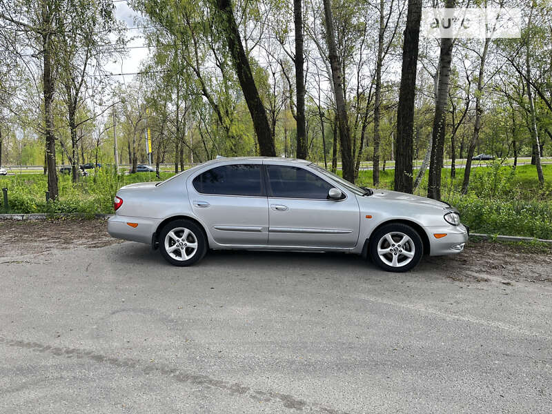 2002 nissan maxima