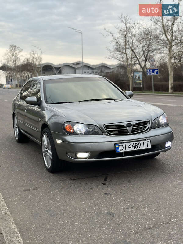 2003 nissan maxima