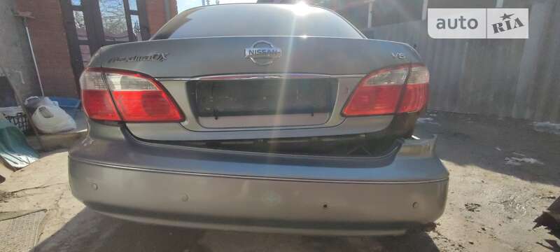 2005 nissan maxima