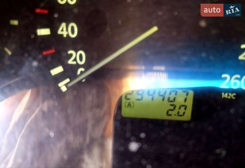 2003 nissan maxima