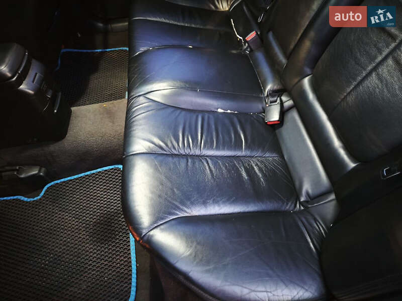 2003 nissan maxima
