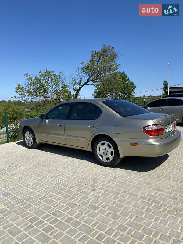 2003 nissan maxima
