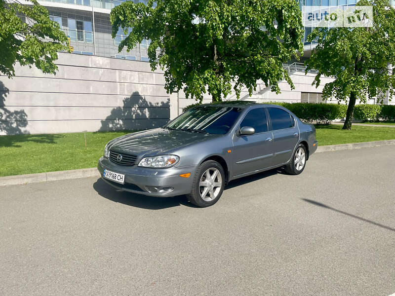 2005 nissan maxima