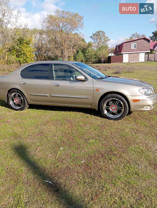 2005 nissan maxima