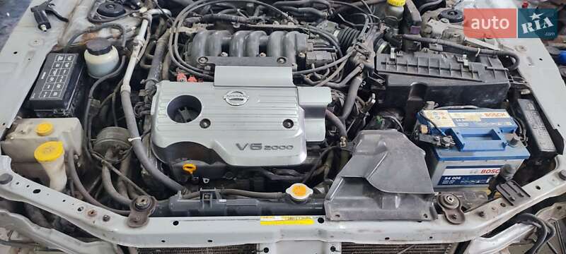 2002 nissan cefiro