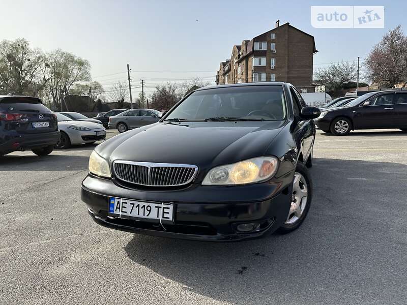2004 nissan cefiro