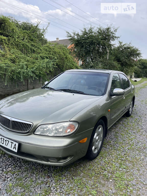 2004 nissan cefiro