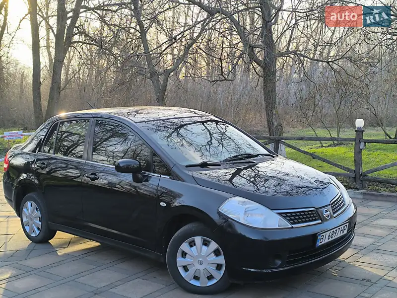 2008 nissan tiida