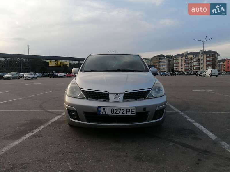 2007 nissan tiida