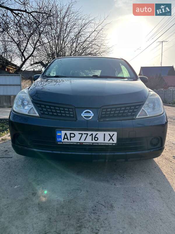 2008 nissan tiida