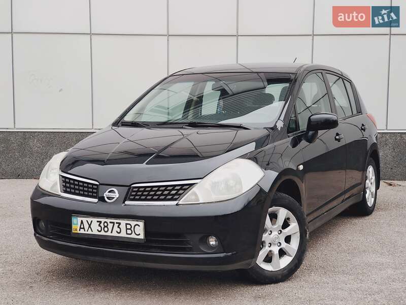 2006 nissan tiida
