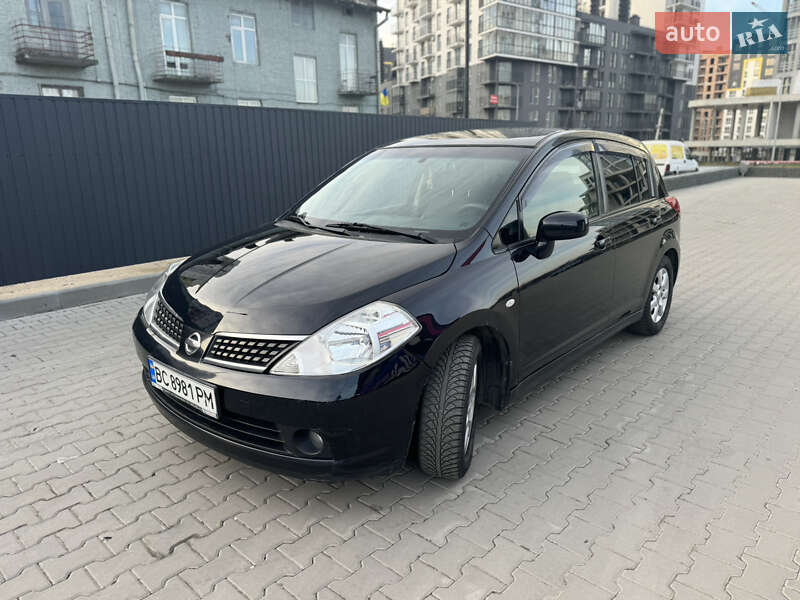 2008 nissan tiida