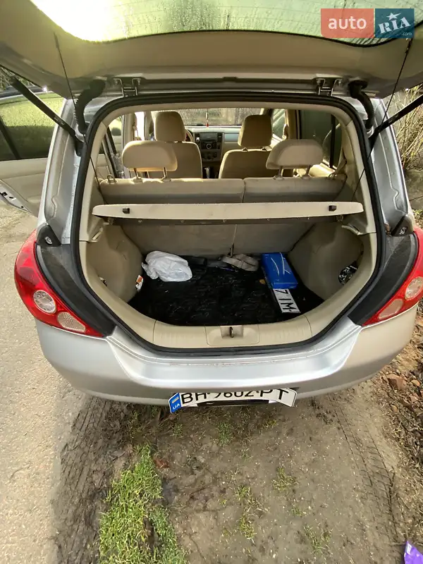 2007 nissan tiida