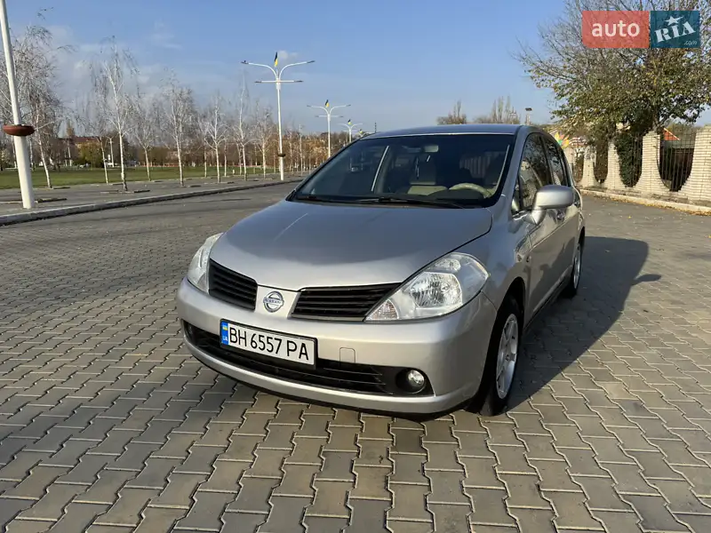 2007 nissan tiida