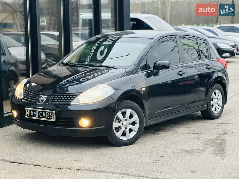 2008 nissan tiida