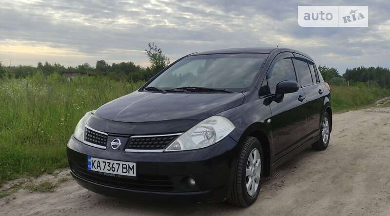 2008 nissan tiida