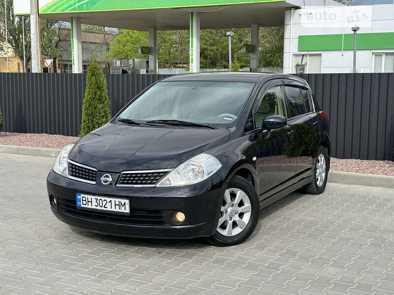 2007 nissan tiida