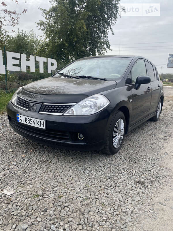 2007 nissan tiida