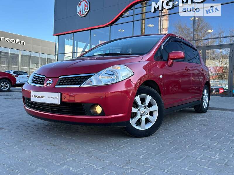 2008 nissan tiida