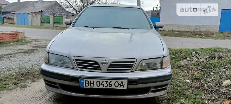 1995 nissan maxima