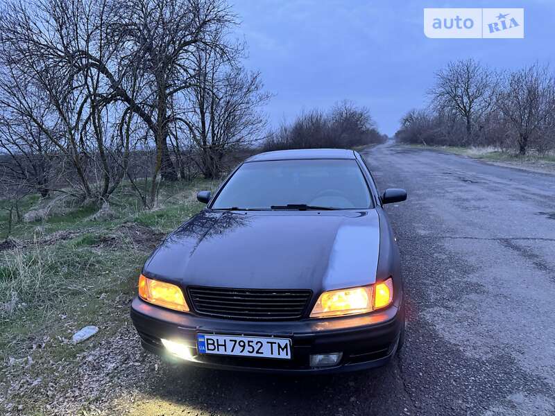 1995 nissan maxima