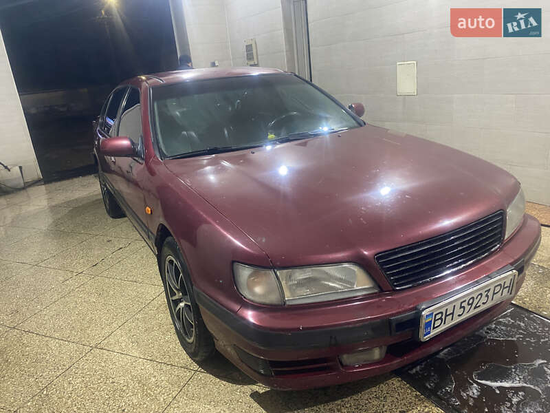 1996 nissan maxima