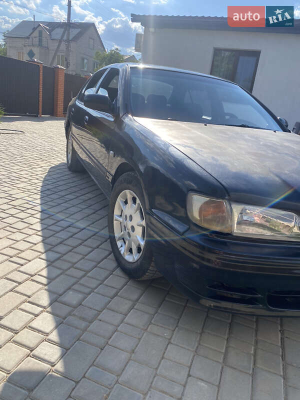 1995 nissan maxima
