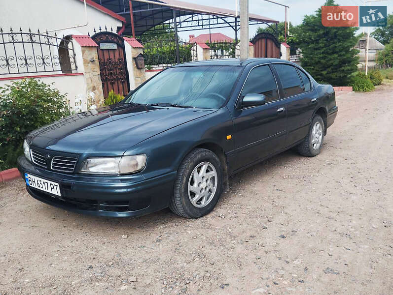 1996 nissan maxima