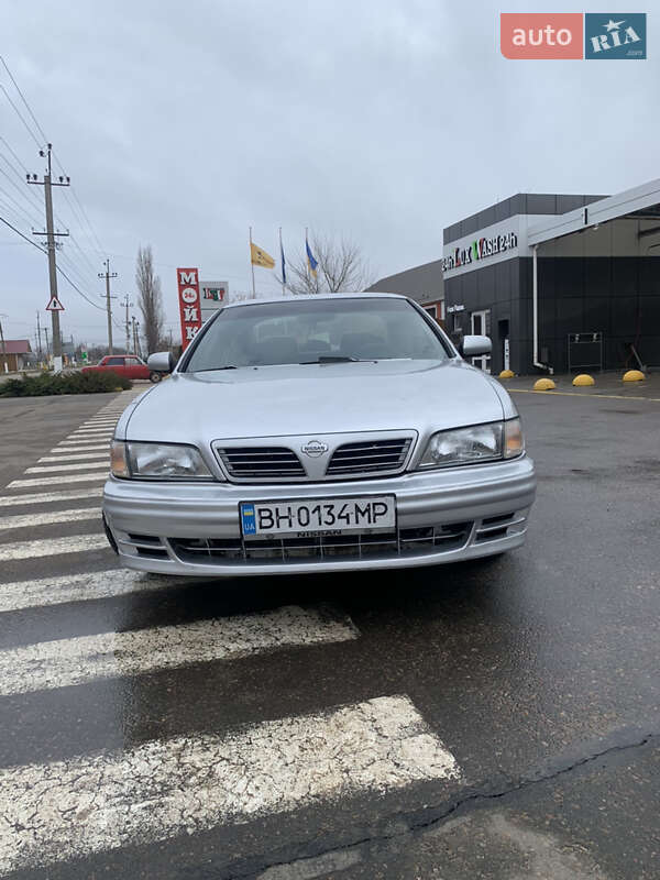 1996 nissan maxima