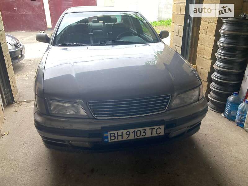 1996 nissan maxima