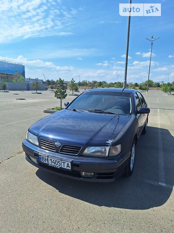 1996 nissan maxima