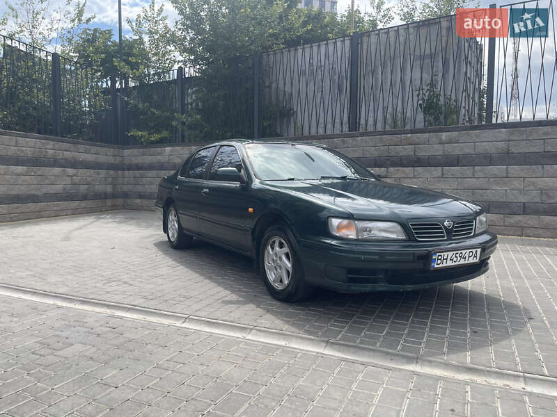 1998 nissan maxima