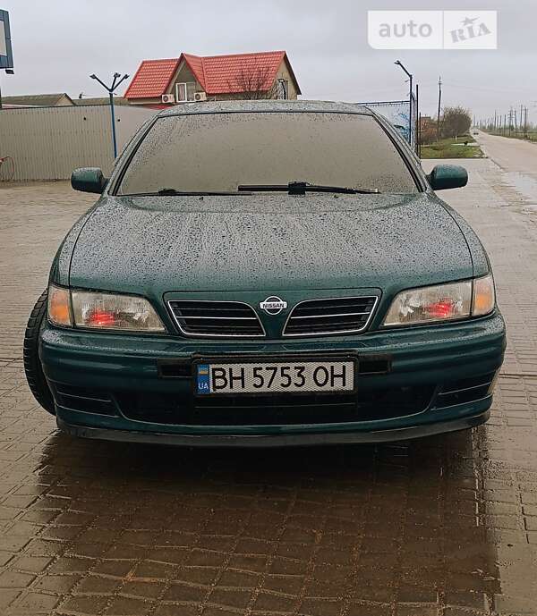 1998 nissan maxima