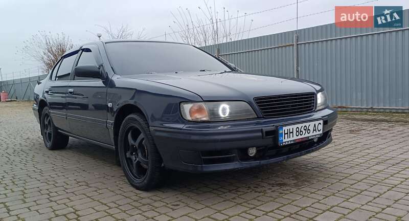 1996 nissan maxima