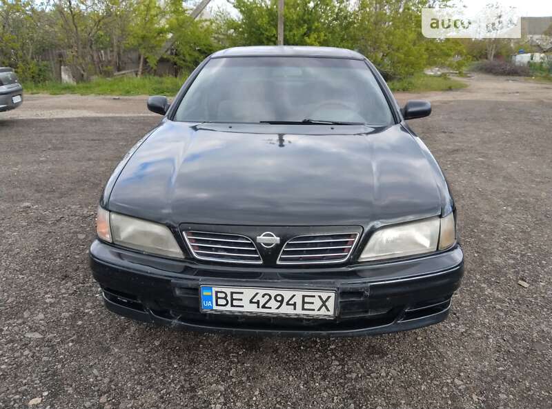 1996 nissan maxima