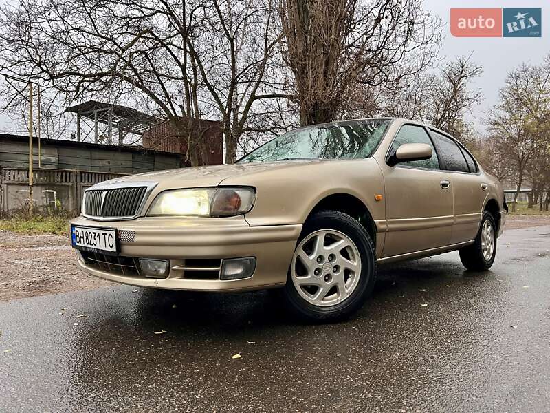 1998 nissan maxima