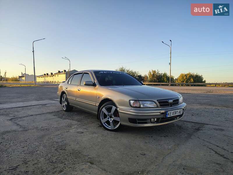 1997 nissan maxima