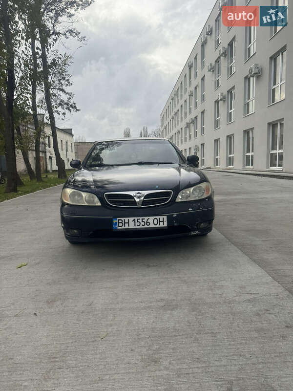 2000 nissan maxima