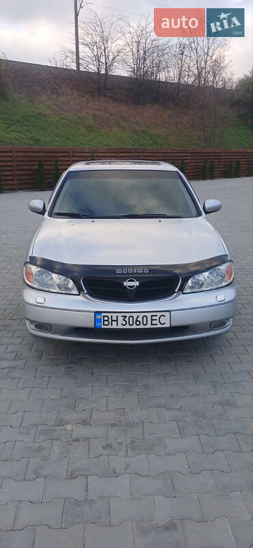 2002 nissan maxima