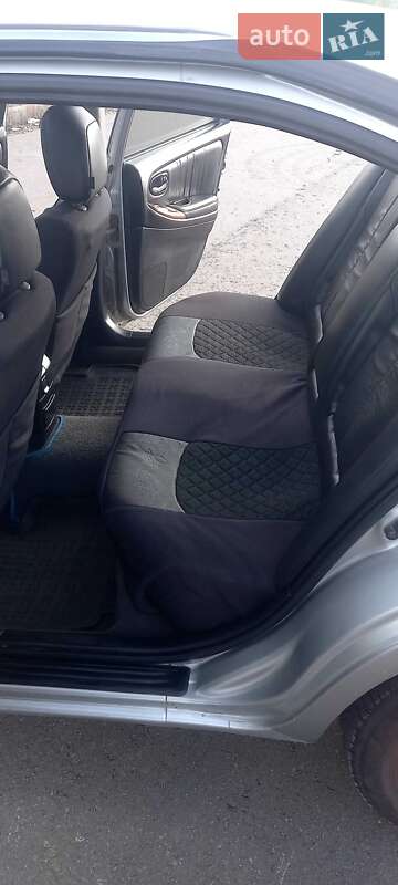2002 nissan maxima