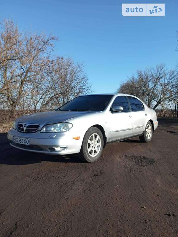 2003 nissan maxima