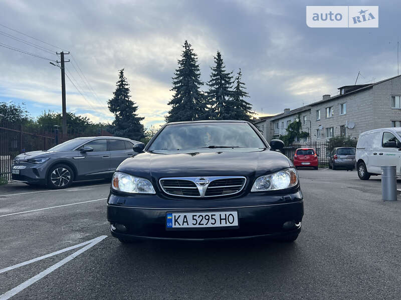 2003 nissan maxima